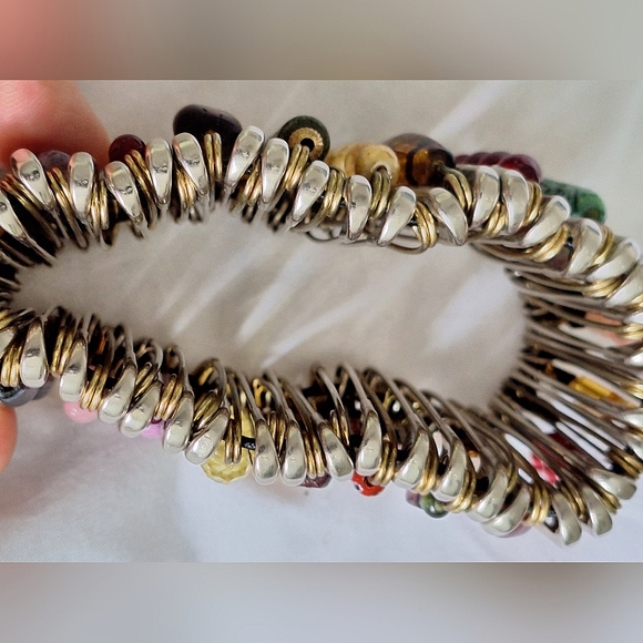 Safety Pin Multi Beaded Bracelet - Picture 9 of 10